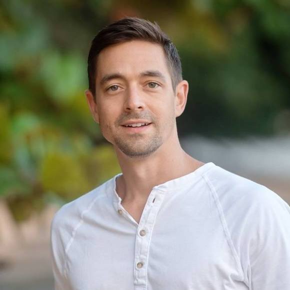 Poshmark profile picture for @rob